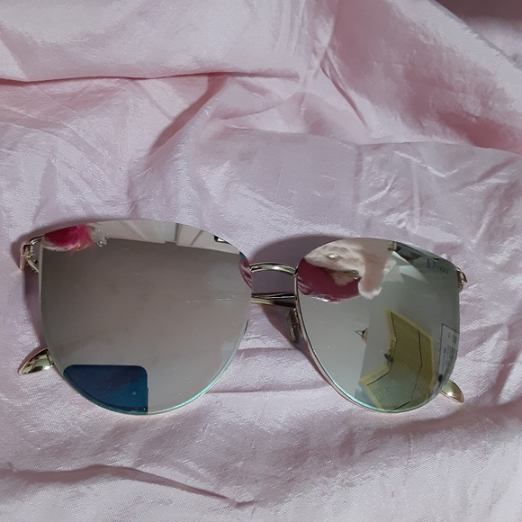 DIOR SUNGLASSES MADE IN ITALY - Picture 2 of 8